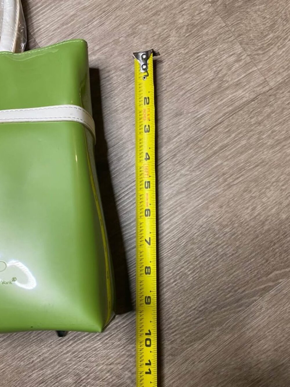 Beijo Cream & Lime Green Patent Leather Shoulder Bag/Handbag - Picture 5 of 5